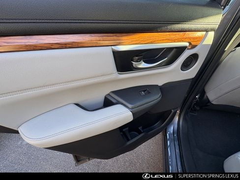 Used 2017 Honda CR-V EX-L image 12