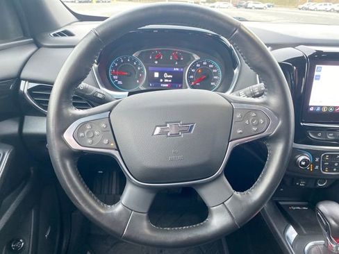 Certified 2022 Chevrolet Traverse RS w/ LPO, Floor Liner Package image 9