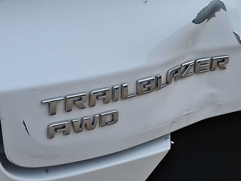 Certified 2023 Chevrolet TrailBlazer LT AWD/4WD image 31