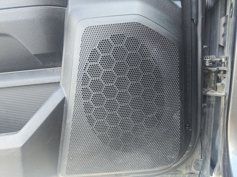 Used 2015 RAM 2500 Laramie w/ Convenience Group image 25