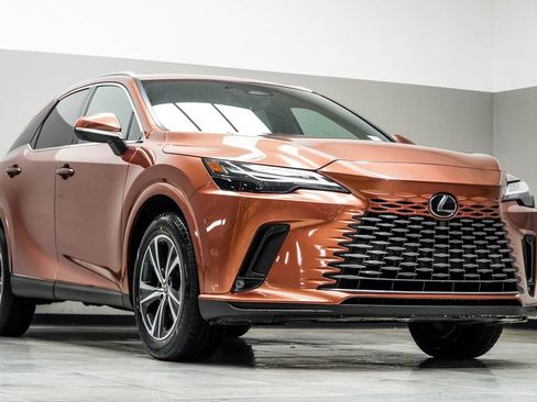 Used 2024 Lexus RX 350 Premium w/ Convenience Package image 4