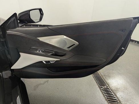 Used 2023 Chevrolet Corvette Stingray Premium Conv w/ 3LT image 15