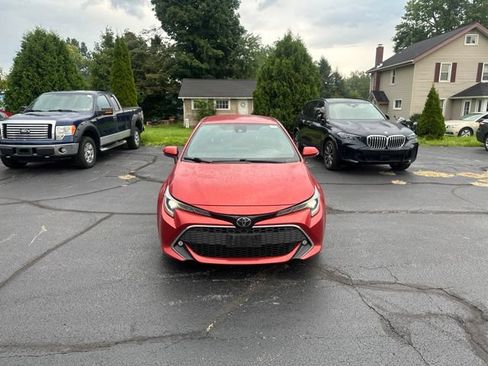 Used 2019 Toyota Corolla XSE FWD image 2