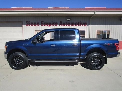 Used 2019 Ford F150 XLT w/ Equipment Group 301A Mid image 2