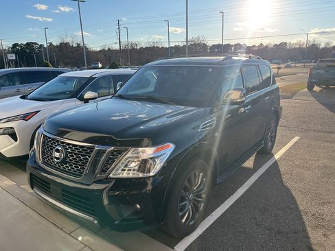Used 2020 Nissan Armada Platinum w/ Platinum Reserve Package image 4