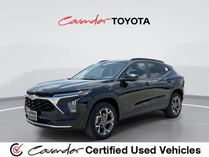 Used 2025 Chevrolet Trax LT w/ LT Convenience Package