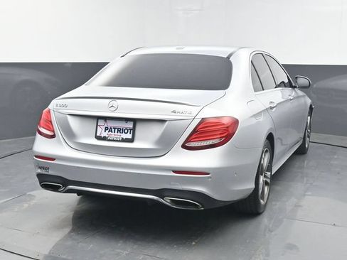 Used 2017 Mercedes-Benz E 300 4MATIC image 28
