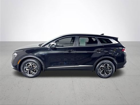 Used 2023 Kia Sportage LX AWD/4WD image 9