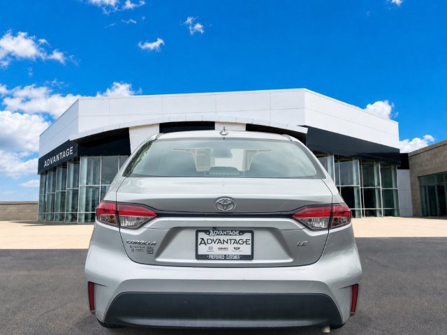 Used 2024 Toyota Corolla LE FWD image 4