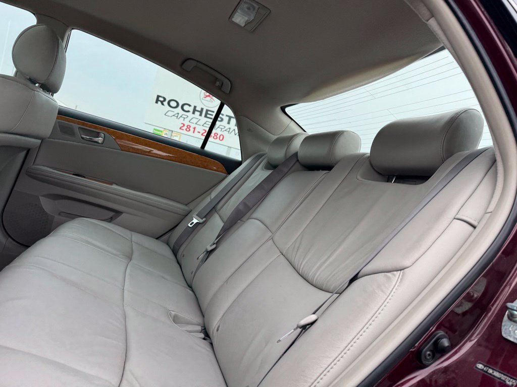 Used 2007 Toyota Avalon XLS FWD image 10