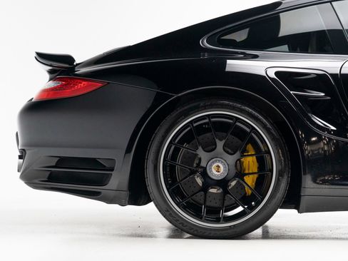 Used 2013 Porsche 911 Turbo S AWD/4WD image 61