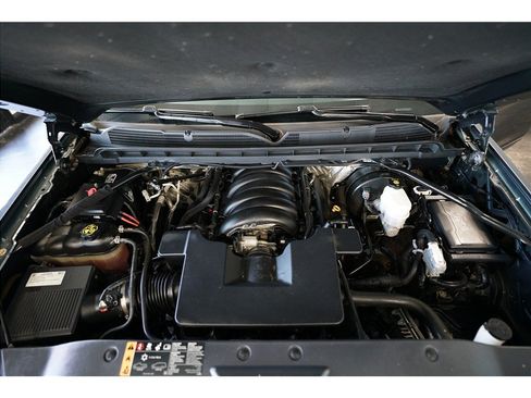 Used 2017 Chevrolet Silverado 1500 LT w/ All Star Edition AWD/4WD image 10