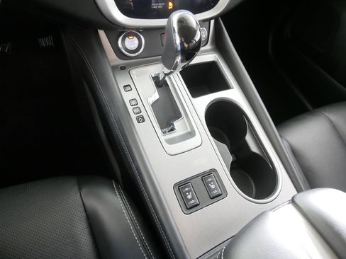 Used 2019 Nissan Murano SL image 24