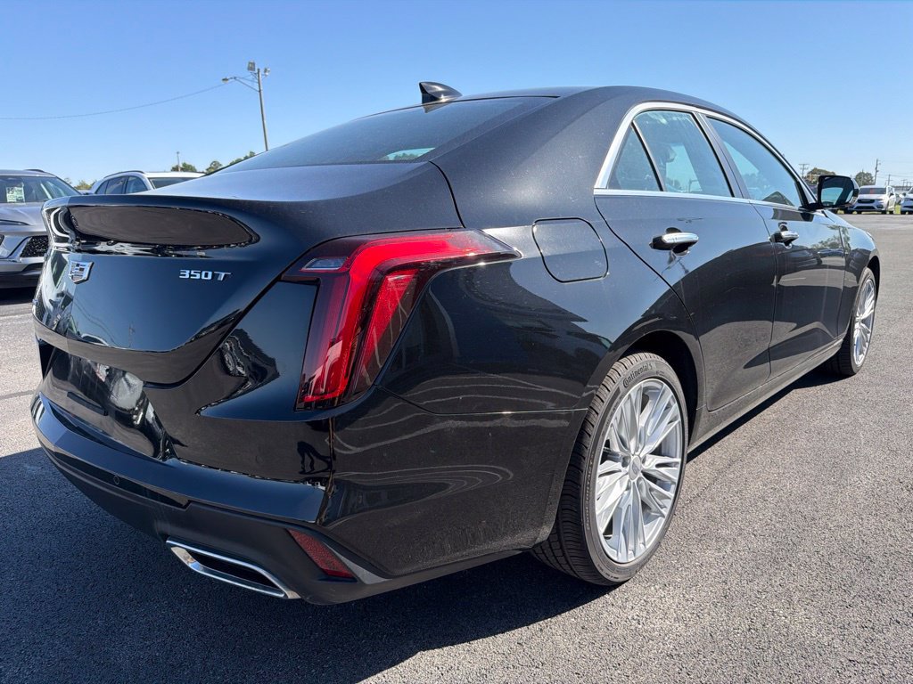 Used 2026 Cadillac CT4 Premium Luxury AWD/4WD image 4