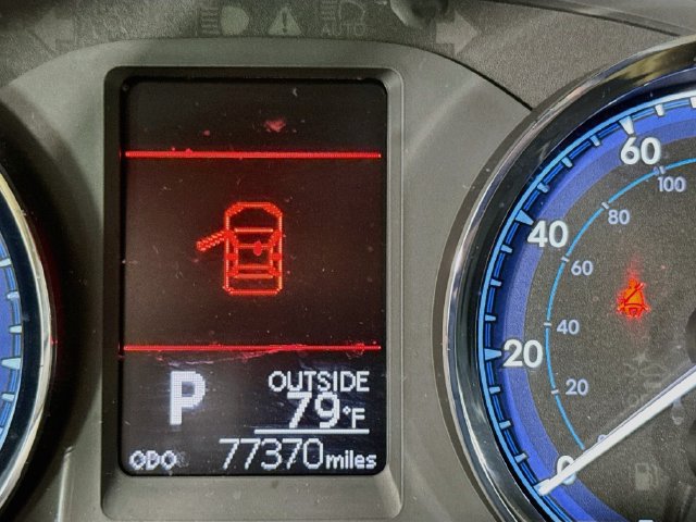 Used 2017 Toyota Corolla LE FWD image 13