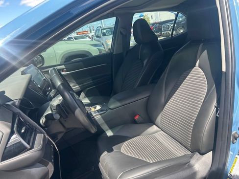 Used 2023 Toyota Camry SE w/ Audio Upgrade Package FWD image 8