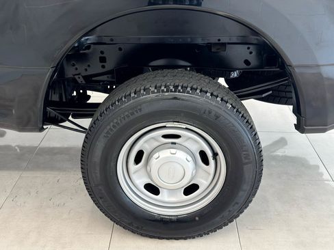 Used 2022 Ford F250 XL w/ Power Equipment Group AWD/4WD image 33
