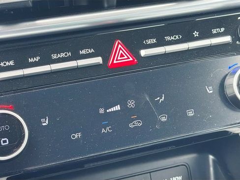 Certified 2025 Hyundai Tucson SEL FWD image 20