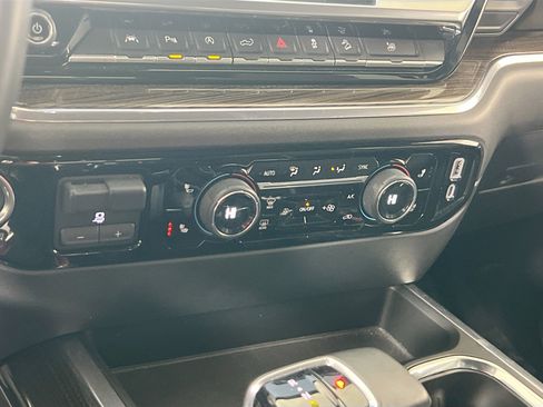 Used 2023 Chevrolet Silverado 1500 RST w/ Convenience Package II image 16