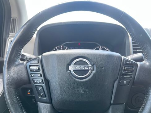 Used 2022 Nissan Frontier SV w/ Technology Package RWD image 43