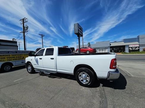 Used 2019 RAM 2500 Tradesman w/ Safety Group image 4