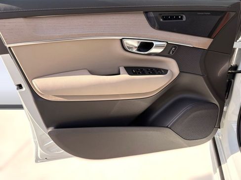 New 2026 Volvo XC90 T8 Ultra AWD/4WD image 23