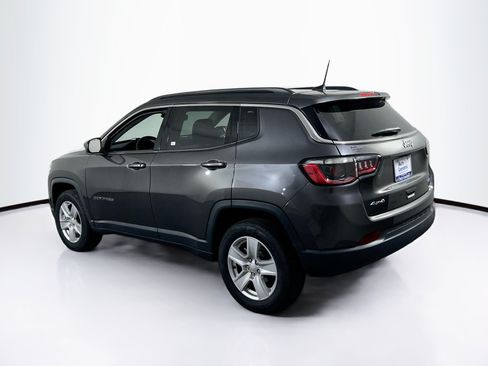 Used 2022 Jeep Compass Latitude AWD/4WD image 7