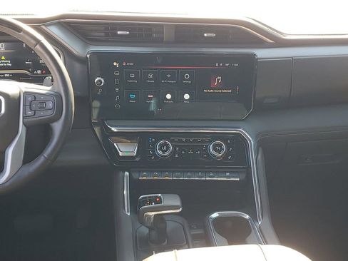 Used 2024 GMC Sierra 1500 Denali image 28