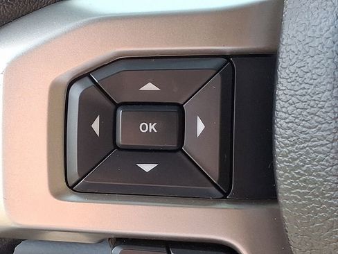 Used 2020 Ford F250 Lariat AWD/4WD image 21