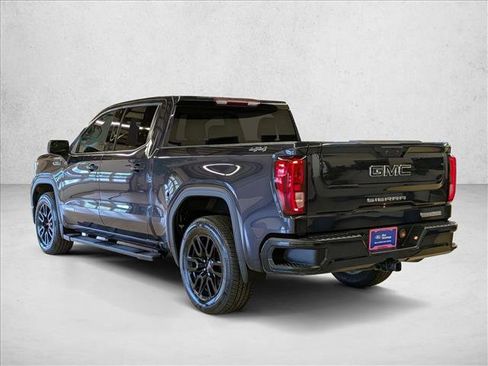 Used 2022 GMC Sierra 1500 Elevation w/ LPO, Elevation Black Package AWD/4WD image 8
