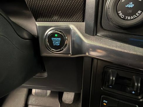 Certified 2022 Ford F150 Raptor w/ Raptor 37 Performance Package AWD/4WD image 19