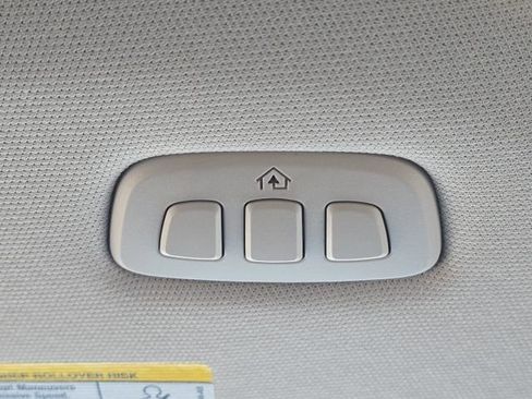 Used 2024 Ford Expedition XLT image 47