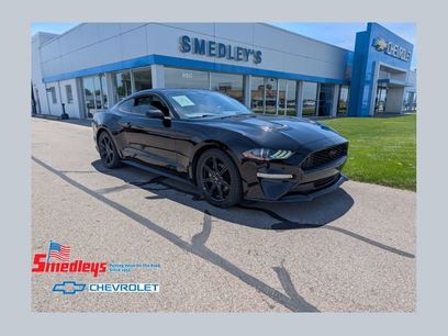 Used 2018 Ford Mustang Coupe w/ Black Accent Pkg