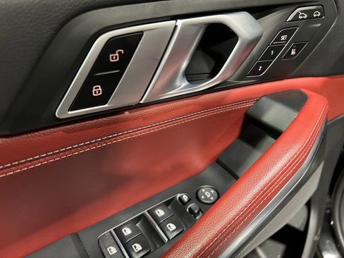 Used 2021 BMW X6 xDrive40i image 24