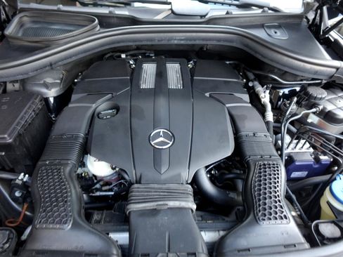 Used 2017 Mercedes-Benz GLE 400 4MATIC image 23