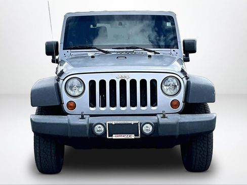 Used 2013 Jeep Wrangler Sport AWD/4WD image 3