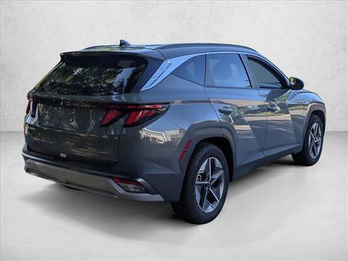 Used 2025 Hyundai Tucson SEL FWD image 5