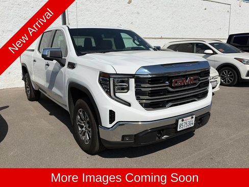 Used 2026 GMC Sierra 1500 SLT RWD image 1