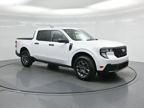 New 2026 Ford Maverick XLT FWD image 21