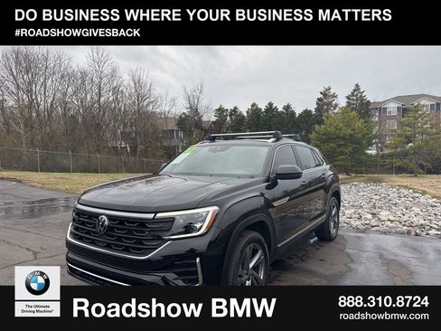 Used 2024 Volkswagen Atlas Cross Sport SEL R-Line image 1