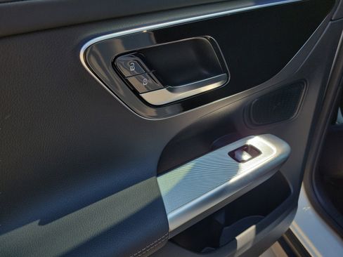 Certified 2026 Mercedes-Benz GLC 300 4MATIC image 5