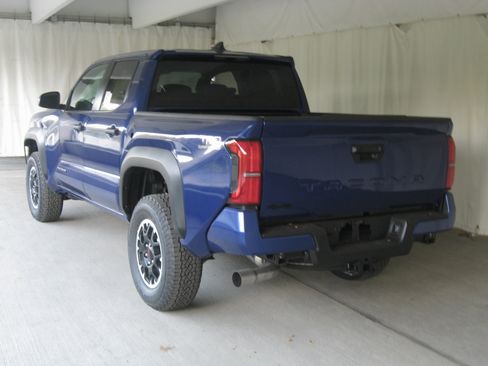 New 2025 Toyota Tacoma TRD Off-Road image 6