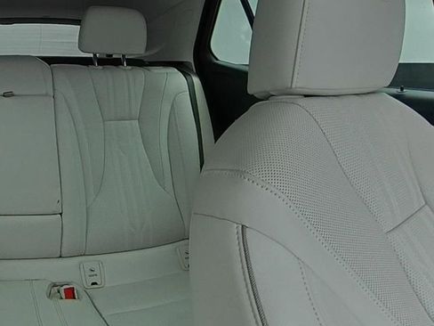 Used 2025 Buick Envision Avenir AWD/4WD image 25