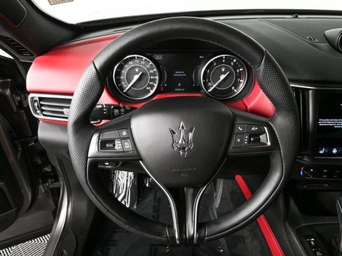 Certified 2022 Maserati Levante GT image 12