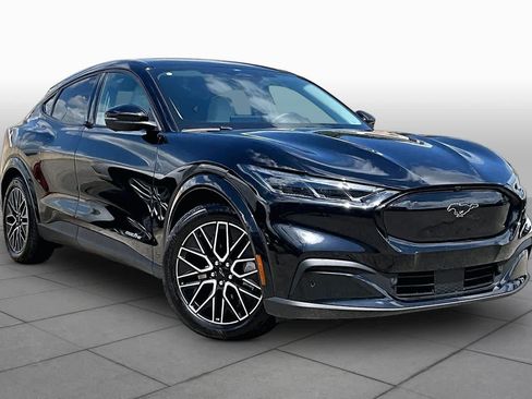 Used 2025 Ford Mustang Mach-E Premium RWD image 2