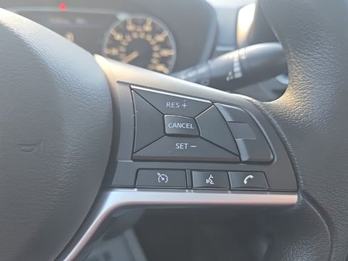 New 2025 Nissan Altima 2.5 SV image 17