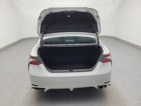 Used 2022 Toyota Camry SE FWD image 29