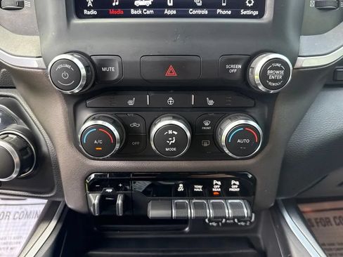 Used 2020 RAM 1500 Big Horn AWD/4WD image 25