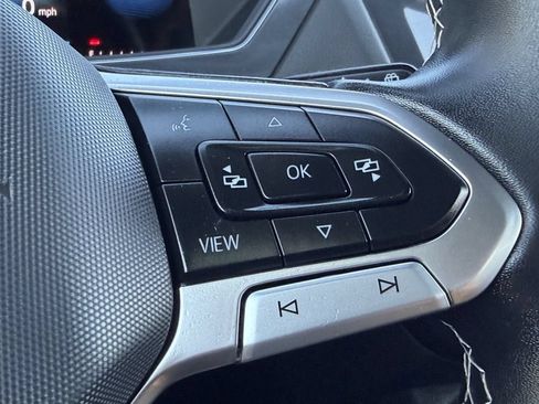 Used 2023 Volkswagen Tiguan SE R-Line FWD image 29