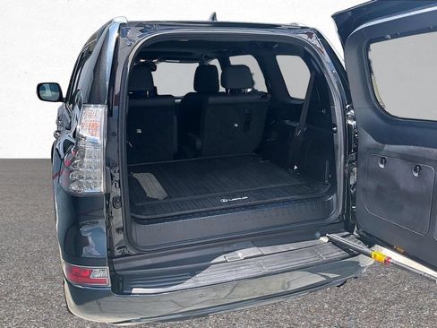 Used 2023 Lexus GX 460 Premium AWD/4WD image 25